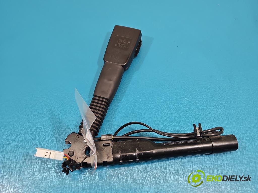 Bmw 3 F30 2011-2018 2.0d 184hp manual 135 kW 1995 cm3 5- pas bezpečnosť: predné pravý 7259388