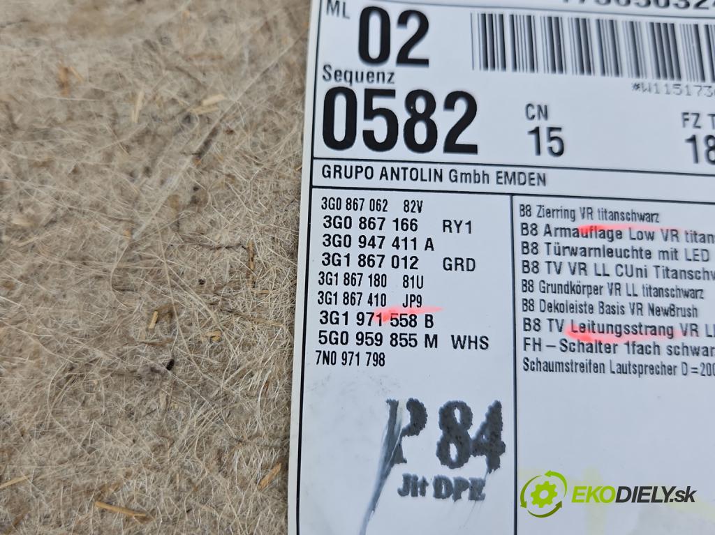 Vw Passat B8 2014 - 1.4 tsi 125 HP manual 92 kW 1395 cm3 4- Čalounictví: dvere predné pravé 3G1867410