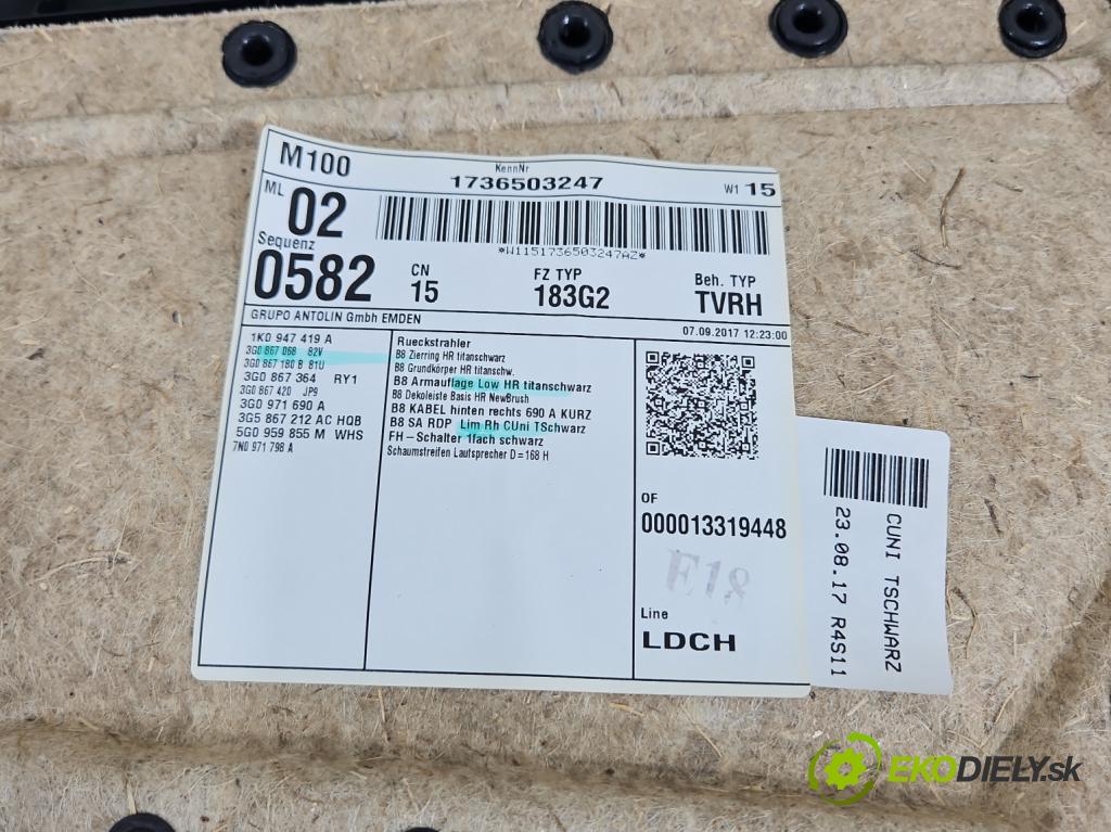 Vw Passat B8 2014 - 1.4 tsi 125 HP manual 92 kW 1395 cm3 4- Čalounictví: dvere zadné pravé
