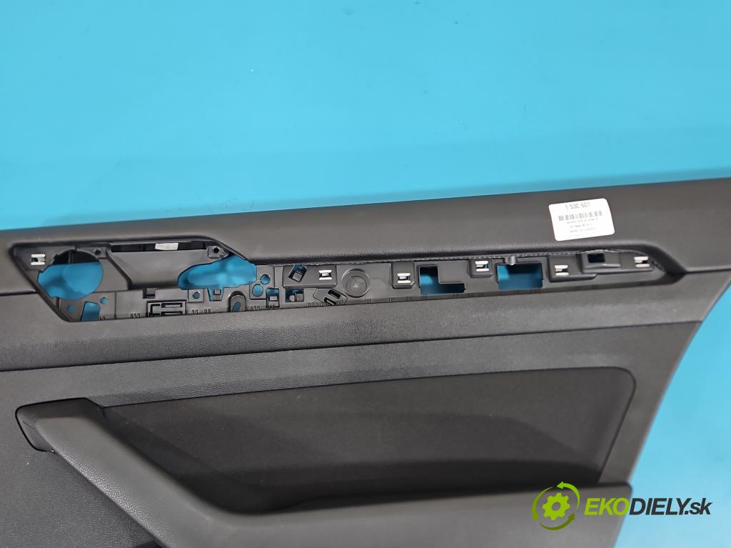 Vw Passat B8 2014 - 1.4 tsi 125 HP manual 92 kW 1395 cm3 4- Čalounictví: dvere zadné pravé