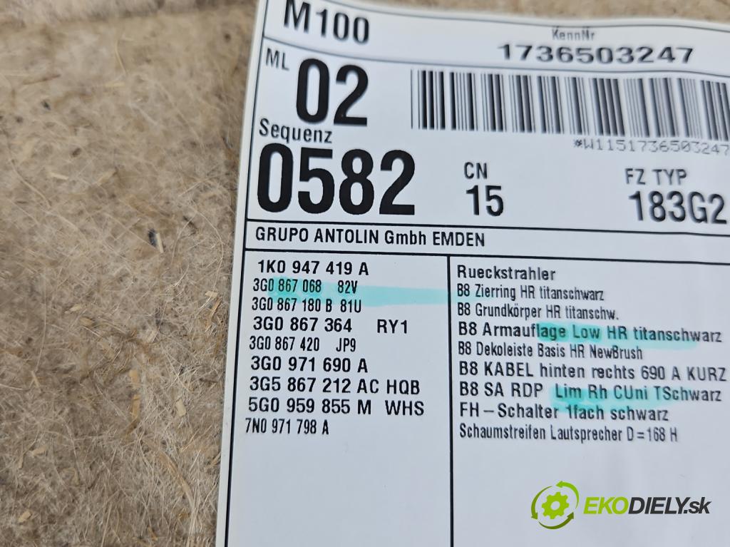 Vw Passat B8 2014 - 1.4 tsi 125 HP manual 92 kW 1395 cm3 4- Čalounictví: dvere zadné pravé