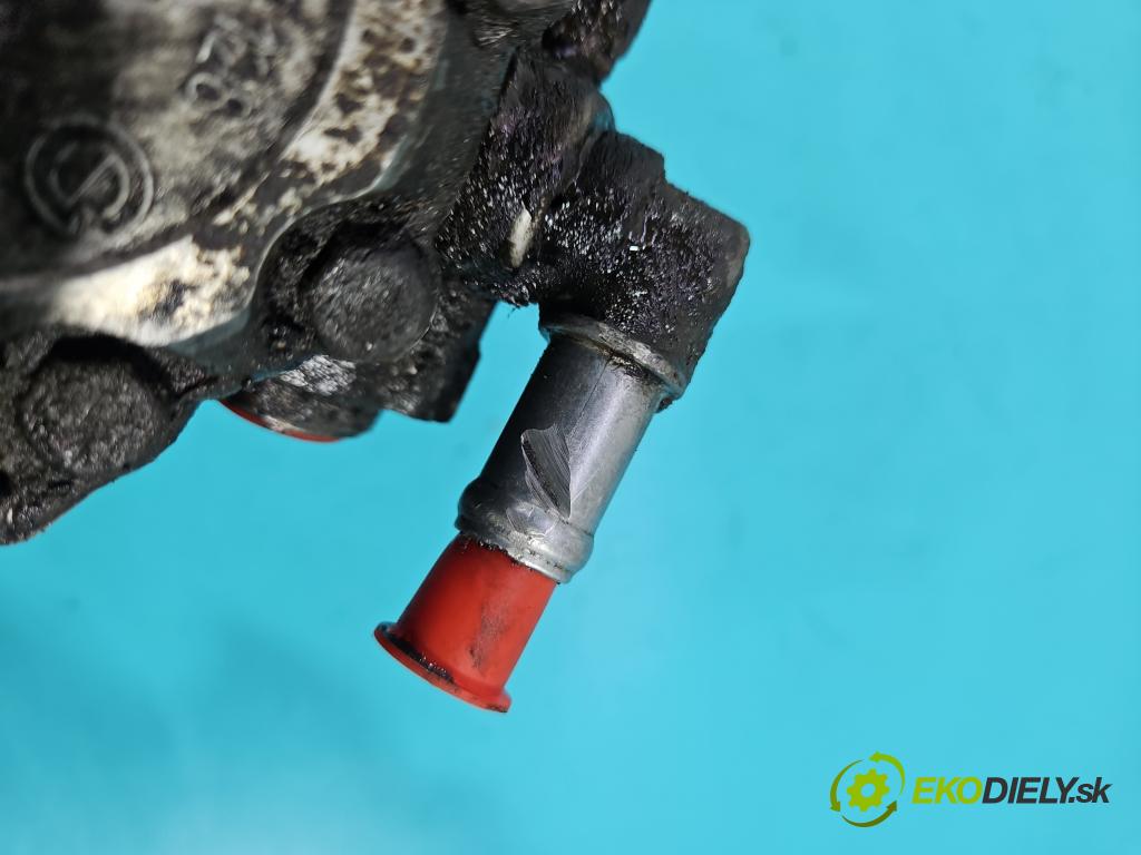 Vw Transporter T4 1990-2003 2.5 TDI 88 HP manual 65 kW 2461 cm3 5- čerpadlo posilovač  (Servočerpadlo)