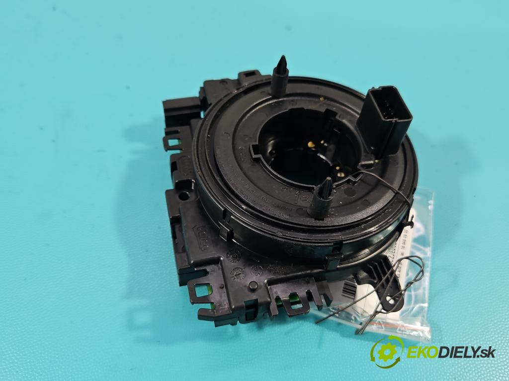 Vw Passat B8 2014 - 1.4 tsi 125 HP manual 92 kW 1395 cm3 4- Páska: airbag 5Q0953569A (Airbag)