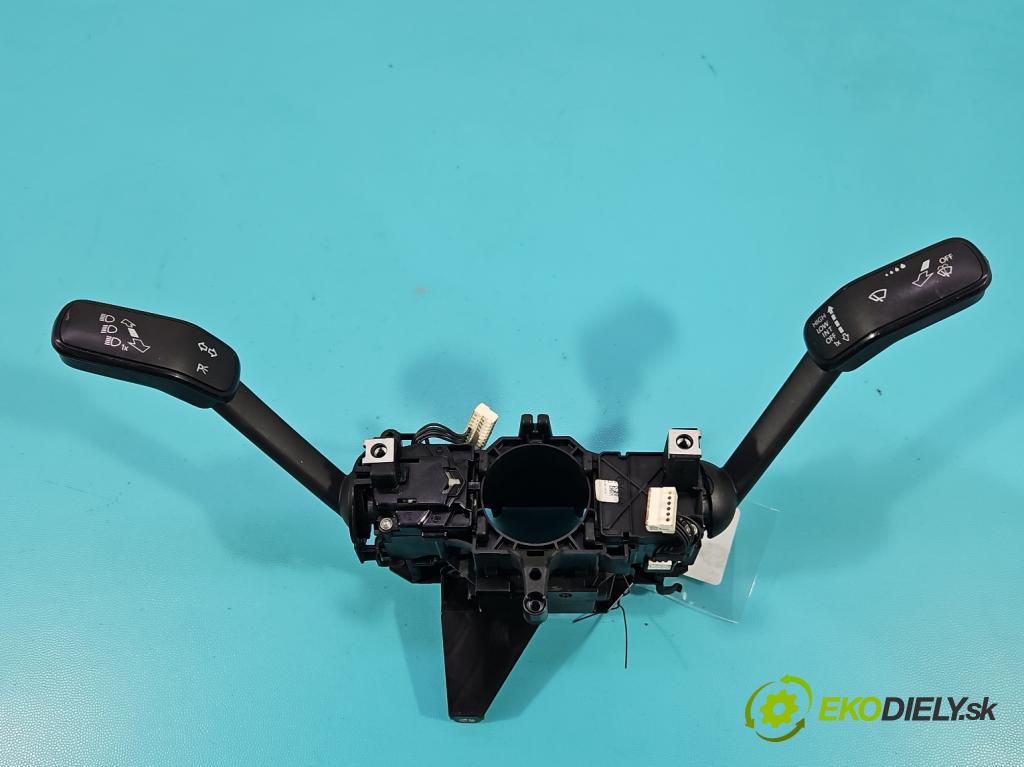 Vw Passat B8 2014 - 1.4 tsi 125 HP manual 92 kW 1395 cm3 4- prepínač komplex: 5Q0953521AF (Prepínacie páčky pod volantom)