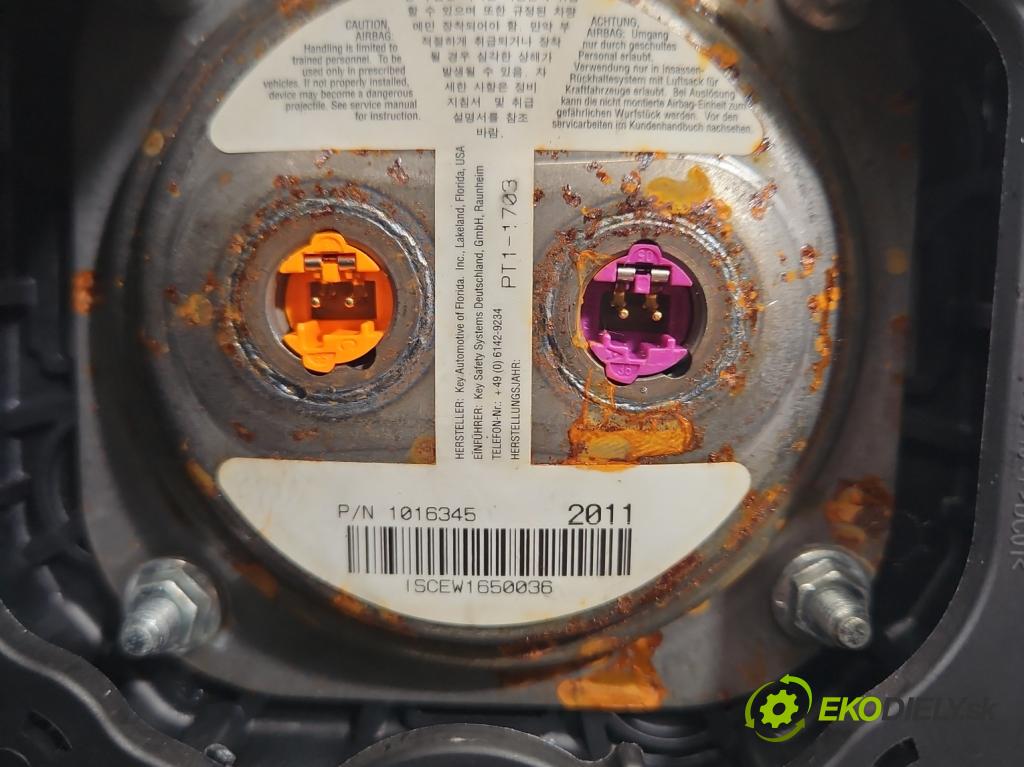 Alfa romeo Giulietta 1.4 T 170 HP manual 125 kW 1368 cm3 5- airbag vzduch: Řidiči: 1560915200 (Airbag)