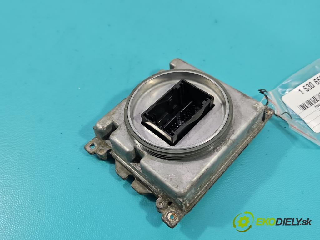 Vw Passat B8 2014 - 1.4 tsi 125 HP manual 92 kW 1395 cm3 4- střídač: xenon 7PP941571AC (Riadiaca jednotka xenónu)