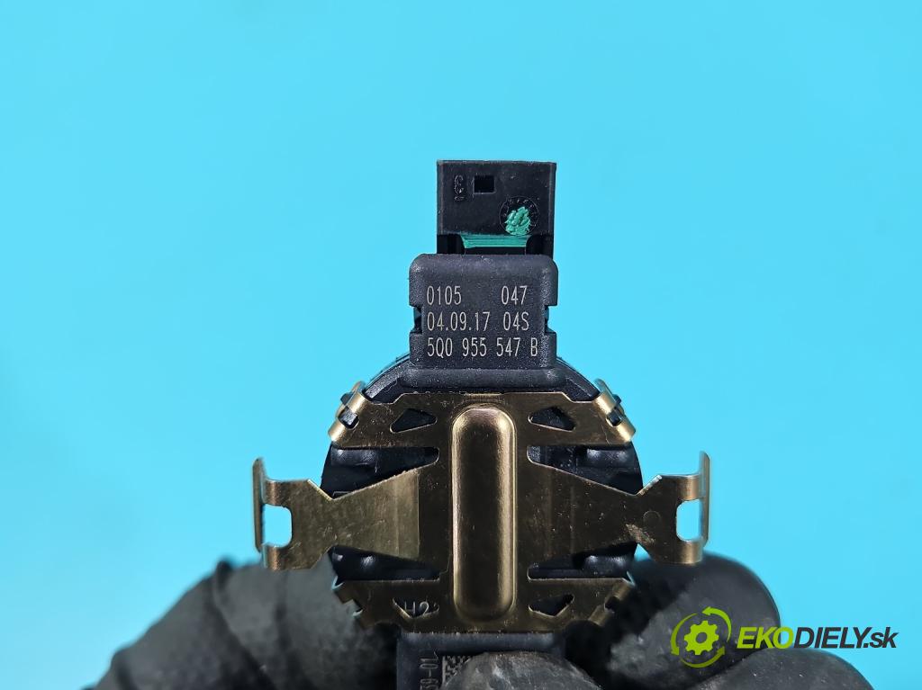 Vw Passat B8 2014 - 1.4 tsi 125 HP manual 92 kW 1395 cm3 4- snímač déšť: 5Q0955547B (Snímač dažďa)