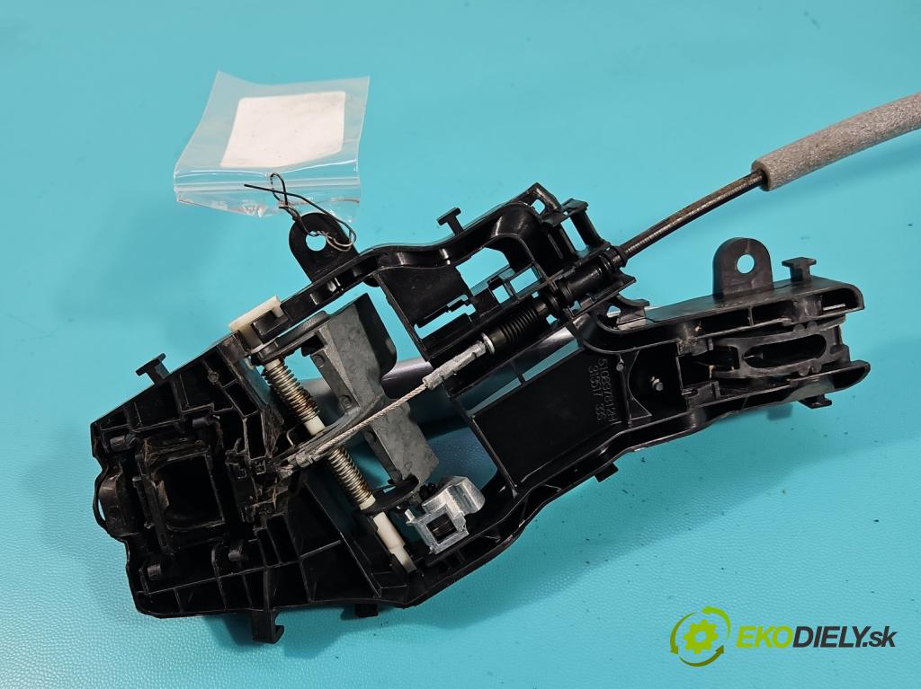 Vw Passat B8 2014 - 1.4 tsi 125 hp manual 92 kW 1395 cm3 4- klika přední pravé 510837812H (Klika dveří ostatní)