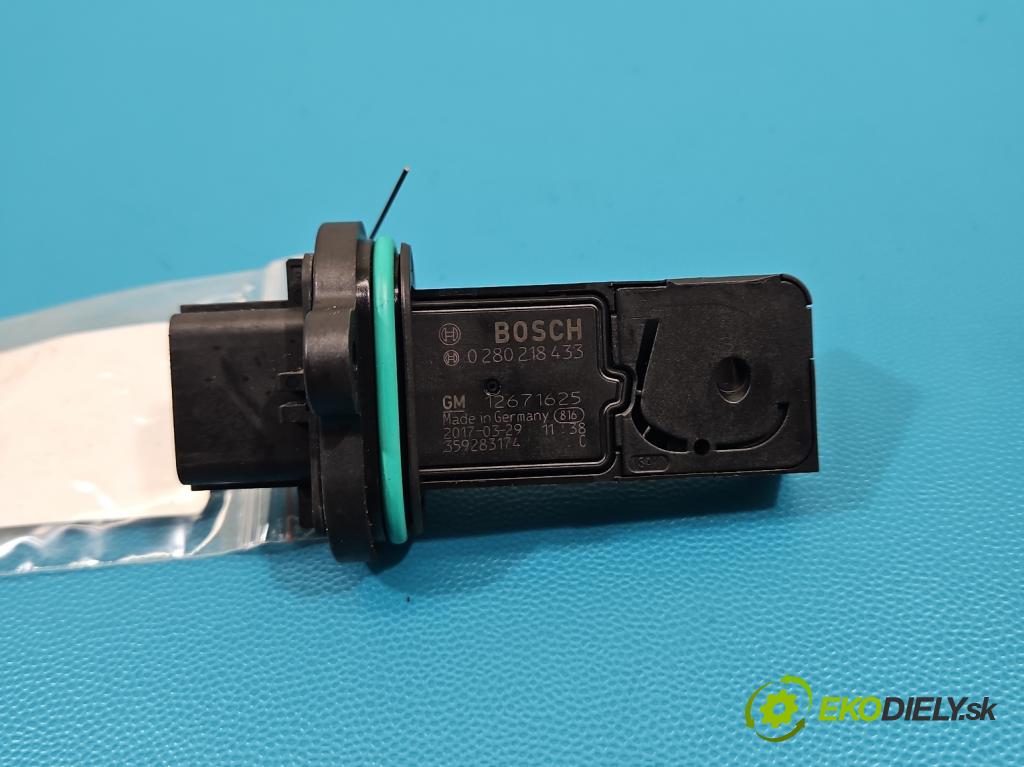 Opel Astra V  2015-2022 1.4 T 125 HP manual 92 kW 1399 cm3 5- průtokoměr: 0280218433 (Váha vzduchu)