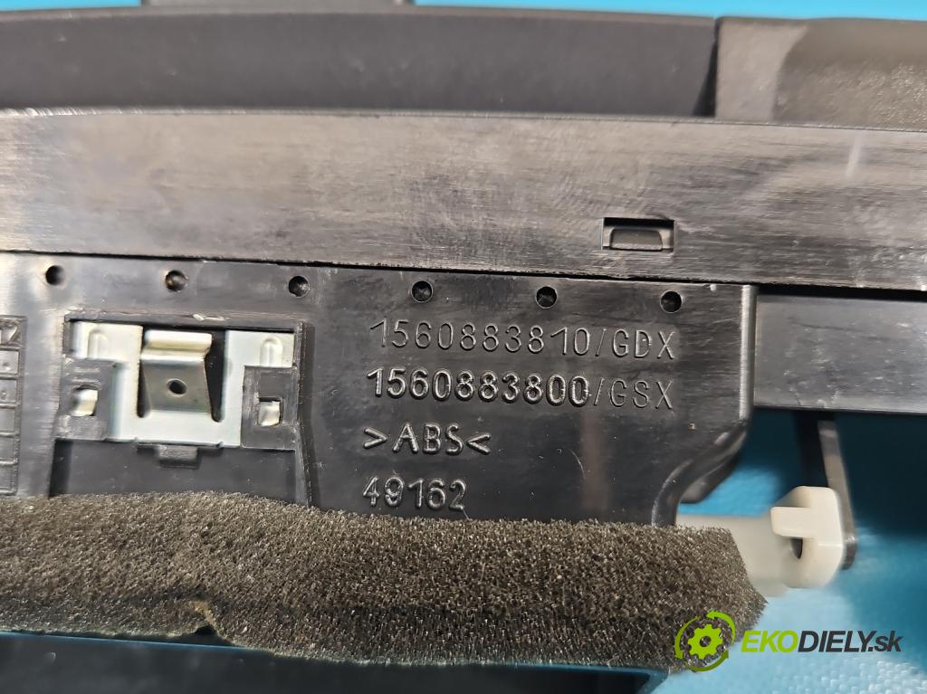 Alfa romeo Giulietta 1.4 T 170 HP manual 125 kW 1368 cm3 5- Mřížka: kúrenia stredová 1560883810 (Mriežka kúrenia (fukár))