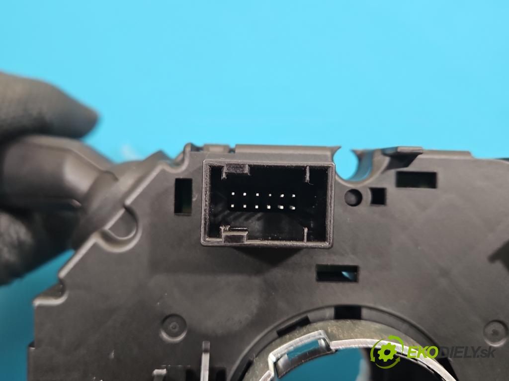 Alfa romeo Giulietta 1.4 T 170 HP manual 125 kW 1368 cm3 5- prepínač komplex: 86263040 (Prepínacie páčky pod volantom)