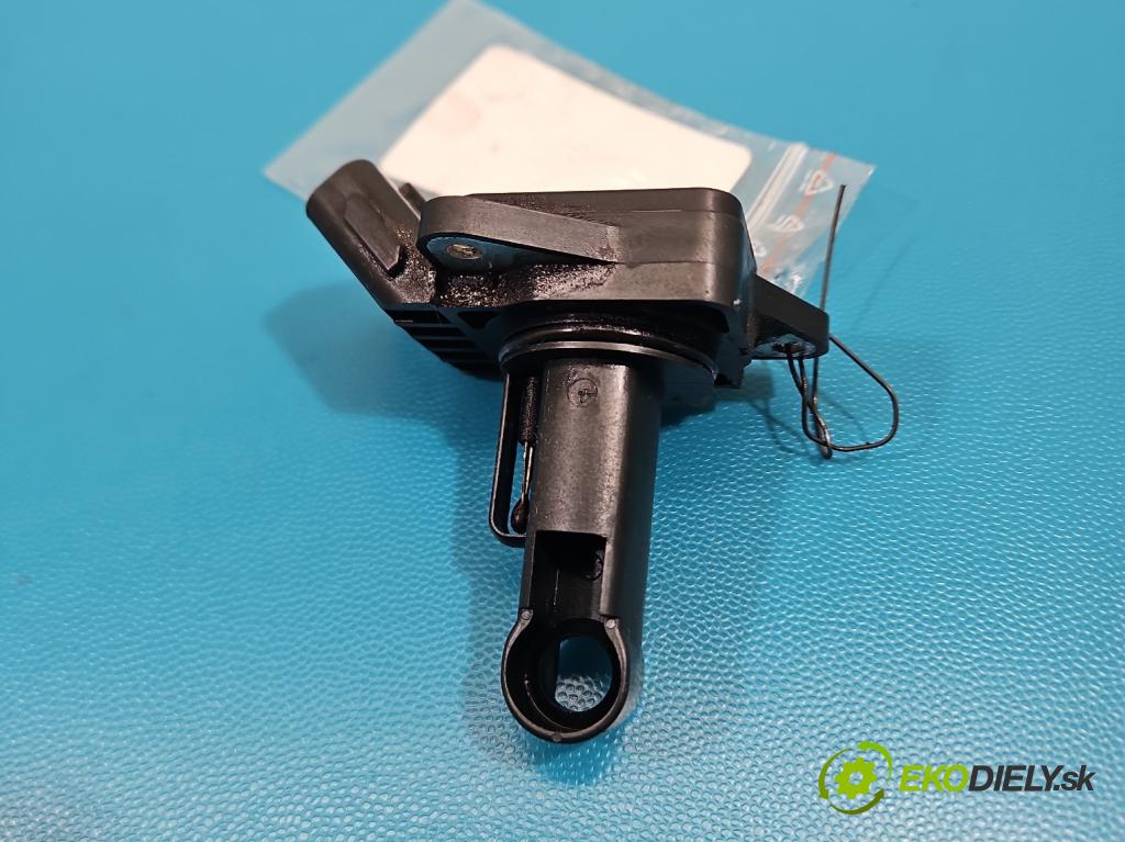 Toyota Corolla E11 1997-2002 1.4 vvti 97KM manual 71 kW 1398 cm3 3- průtokoměr: 22204-15010 (Váha vzduchu)