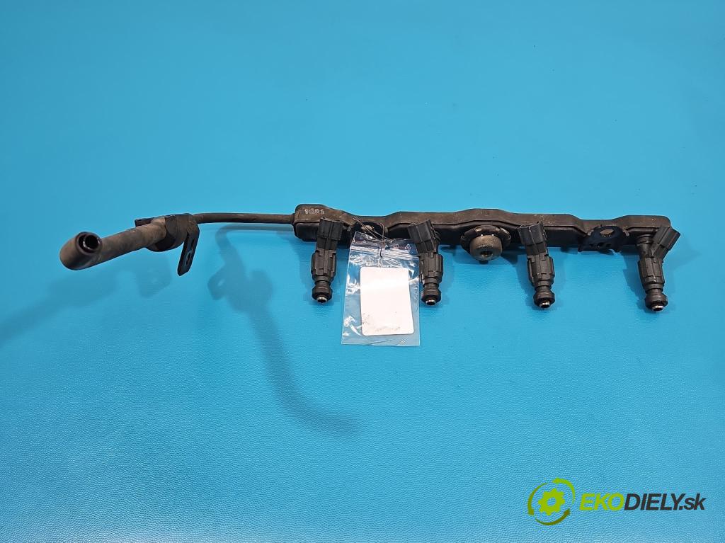 Toyota Corolla E11 1997-2002 1.4 vvti 97KM manual 71 kW 1398 cm3 3- vstrek 23250-0D030 (Vstrekovač paliva)