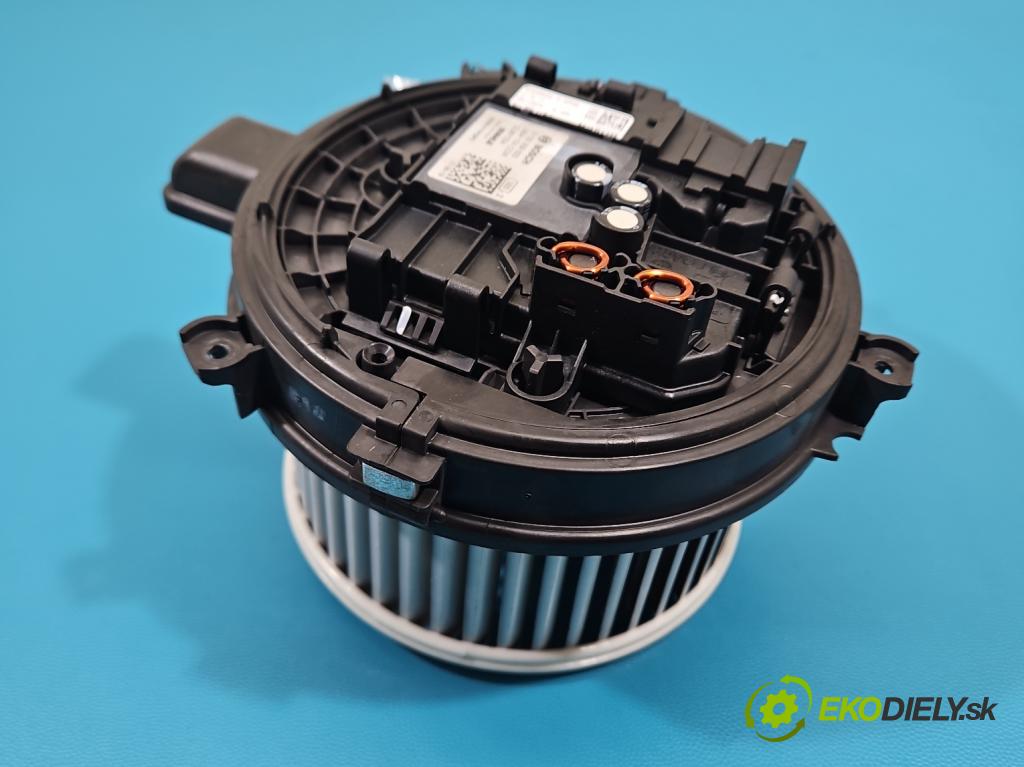 Opel Astra V  2015-2022 1.4 T 125 HP manual 92 kW 1399 cm3 5- ventilátor vzduchu 0130309503