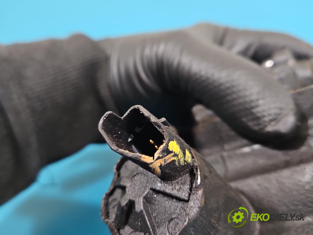 Volvo V50 2.0d 136 HP manual 100 kW 1997 cm3 5- čerpadlo vstrekovacia 9654615580 (Vstrekovacie čerpadlo)