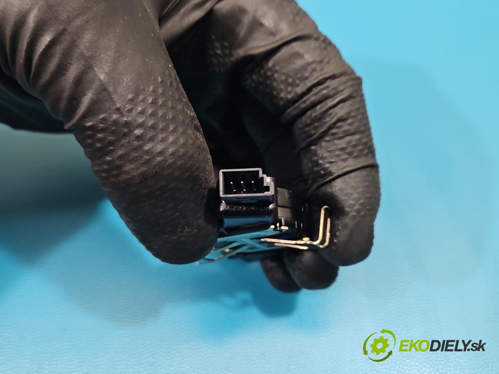 Opel Astra V  2015-2022 1.4 T 125 HP manual 92 kW 1399 cm3 5- snímač déšť: 84149672 (Snímač dažďa)