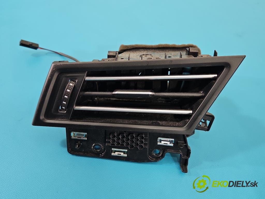 Vw Passat B8 2014 - 1.4 tsi 125 HP manual 92 kW 1395 cm3 4- Mřížka: kúrenia stredová 3G1858416 (Mriežka kúrenia (fukár))