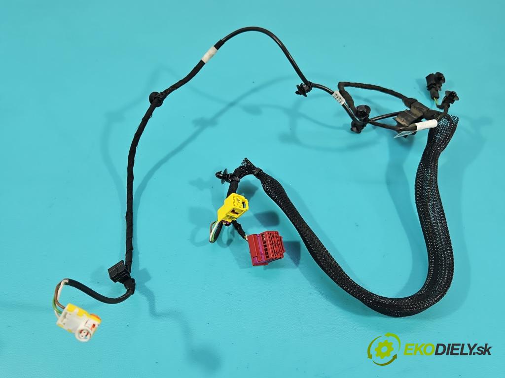 Vw Passat B8 2014 - 1.4 tsi 125 hp manual 92 kW 1395 cm3 4- Balíček: 3G1971365BE