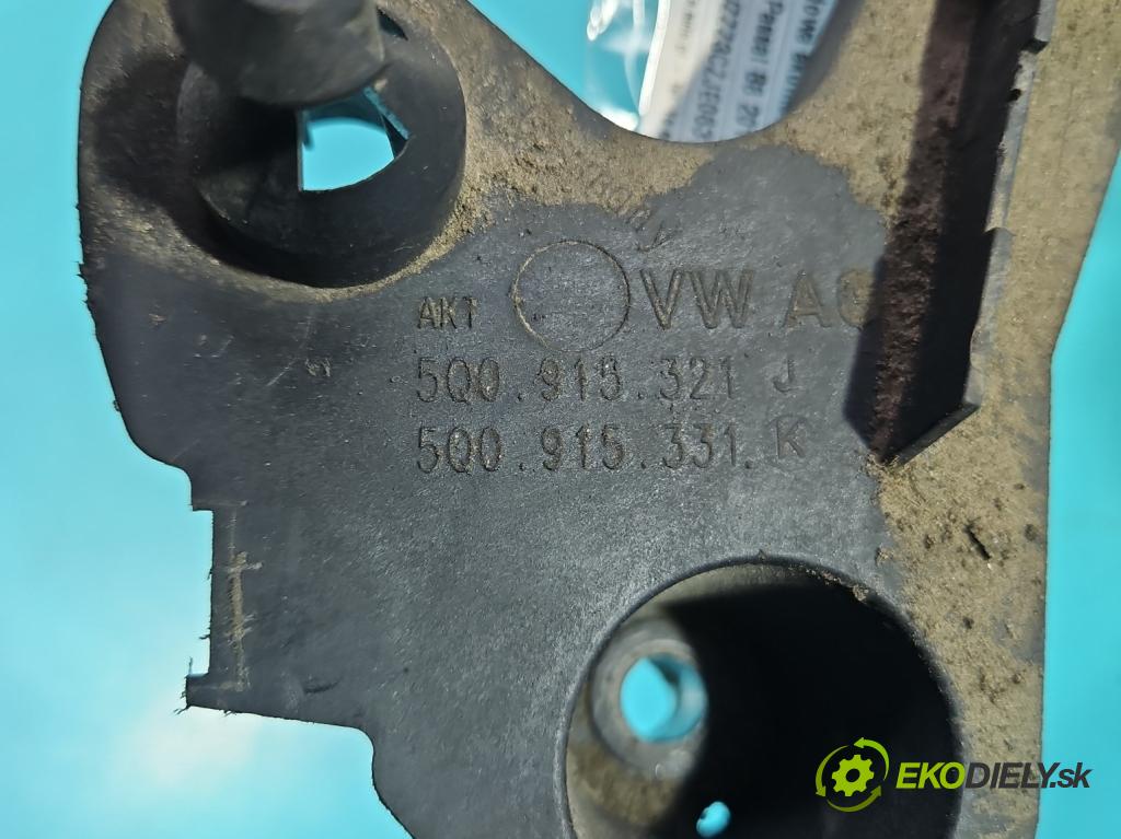 Vw Passat B8 2014 - 1.4 tsi 125 hp manual 92 kW 1395 cm3 4- obal akumulatora 5Q0915321J