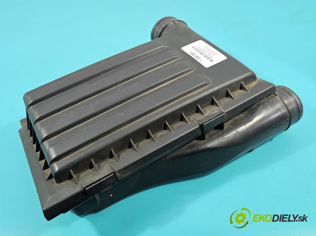 Vw Passat B8 2014 - 1.4 tsi 125 HP manual 92 kW 1395 cm3 4- obal filtra vzduchu 04E129611G (Obal vzduchového filtra)