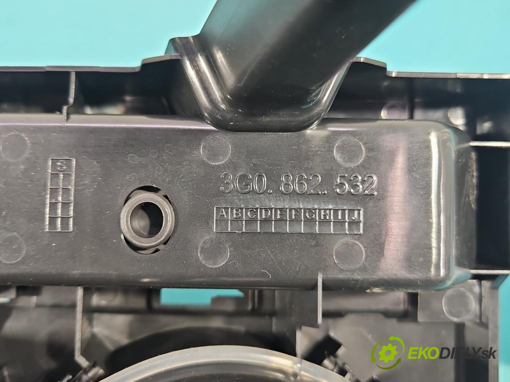 Vw Passat B8 2014 - 1.4 tsi 125 HP manual 92 kW 1395 cm3 4- Rukojeť: na nápoje: 3G0862532B (Držiak (úchyt) na nápoje)