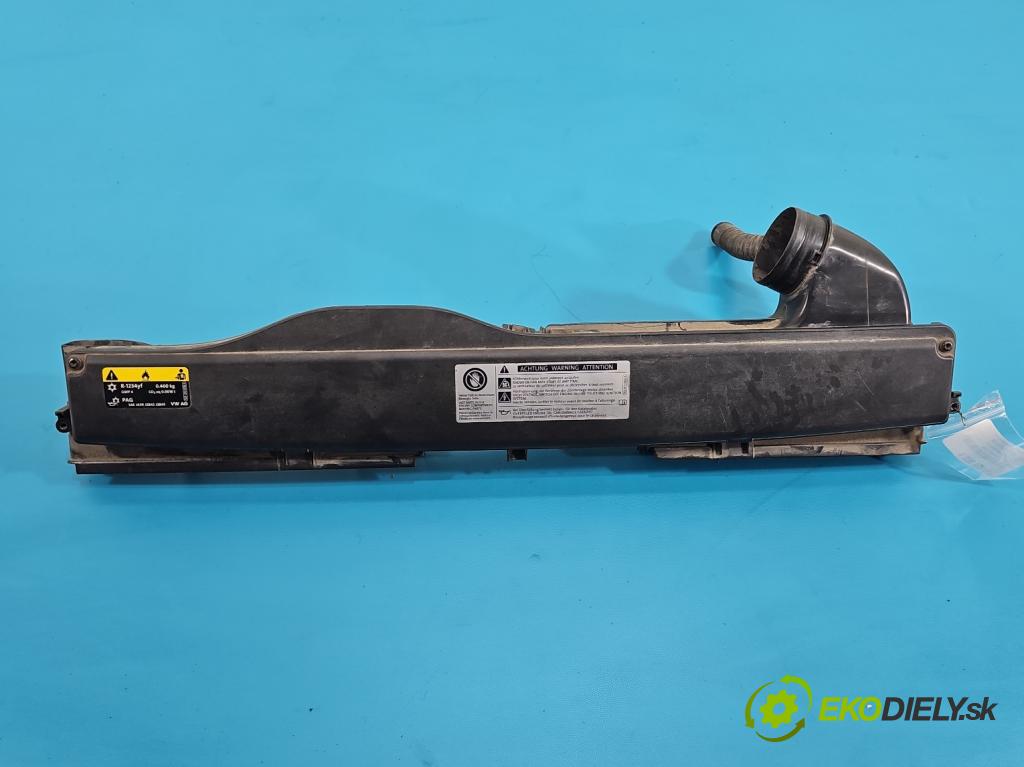 Vw Passat B8 2014 - 1.4 tsi 125 hp manual 92 kW 1395 cm3 4- Vstup: vzduchu 5Q0129254A