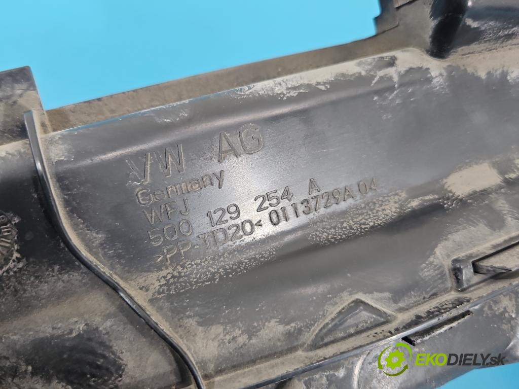 Vw Passat B8 2014 - 1.4 tsi 125 hp manual 92 kW 1395 cm3 4- Vstup: vzduchu 5Q0129254A