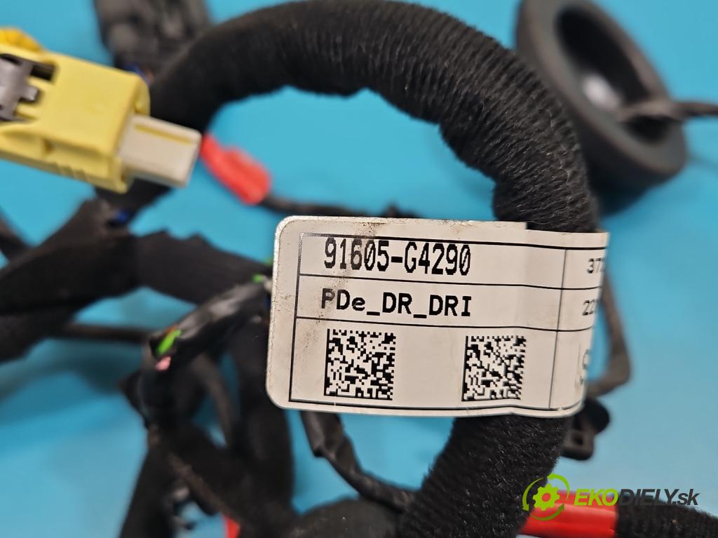 Hyundai I30 III 2016- 1.5 DPI 16V 110 hp manual 80.9 kW 1498 cm3 5- Balíček: dveře přední vlevo 91605-G4290