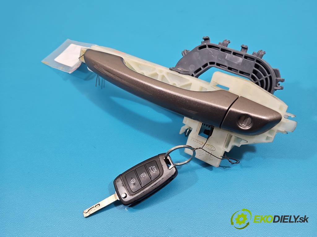 Hyundai I30 III 2016- 1.5 DPI 16V 110 HP manual 80.9 kW 1498 cm3 5- rukoväť predné ľavé mimo: 93200-03100 (Kľučka dverí vonkajšia predná ľavá)