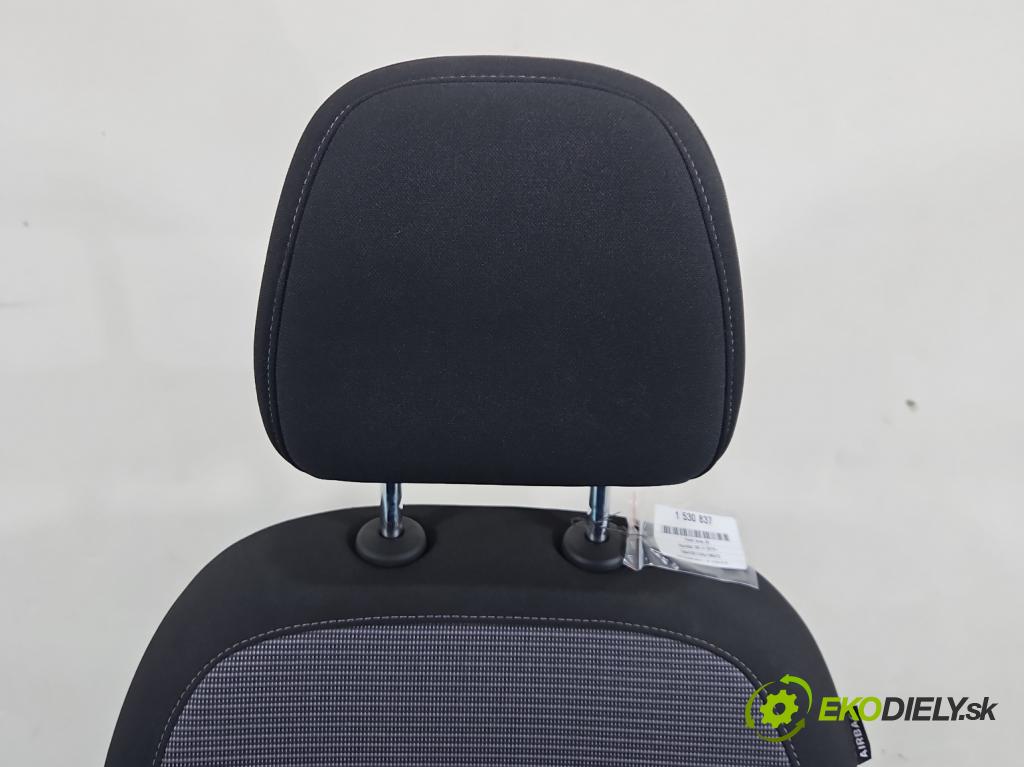 Hyundai I30 III 2016- 1.5 DPI 16V 110 HP manual 80.9 kW 1498 cm3 5- Sedačka ľavý  (Sedadlo)