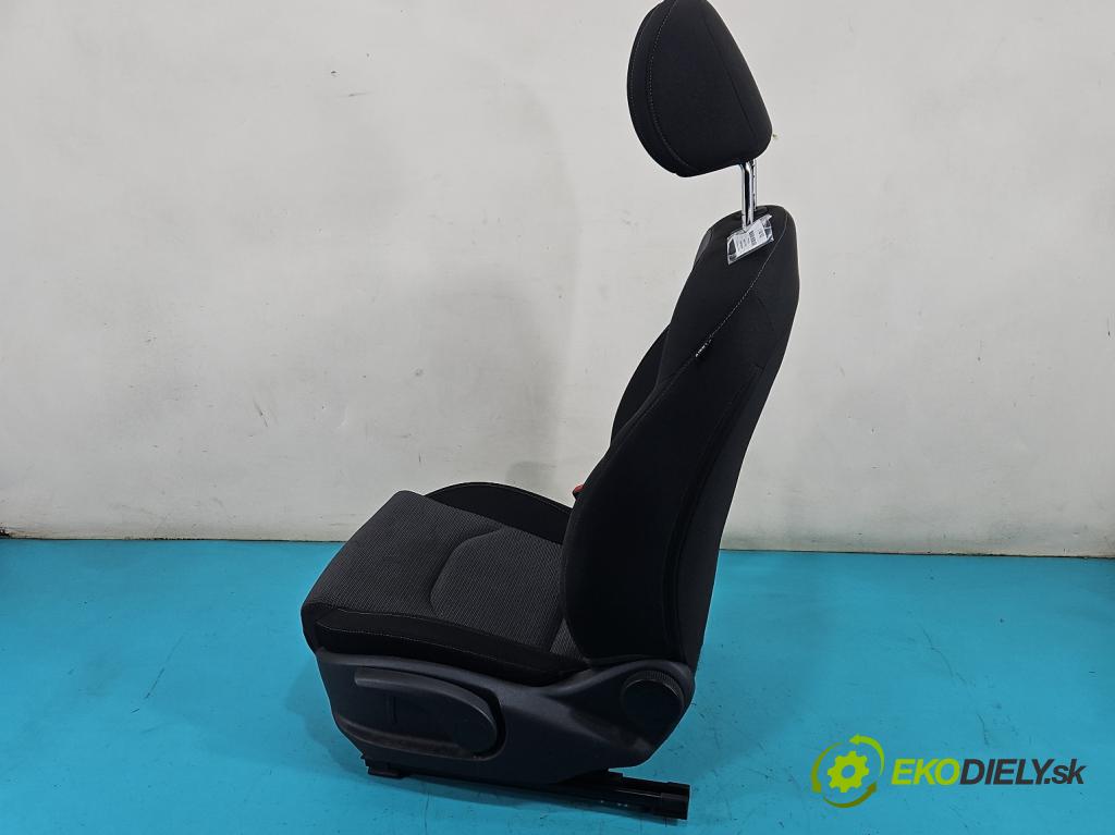 Hyundai I30 III 2016- 1.5 DPI 16V 110 HP manual 80.9 kW 1498 cm3 5- Sedačka ľavý  (Sedadlo)