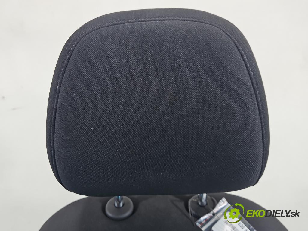 Hyundai I30 III 2016- 1.5 DPI 16V 110 HP manual 80.9 kW 1498 cm3 5- Sedačka pravý  (Sedadlo)