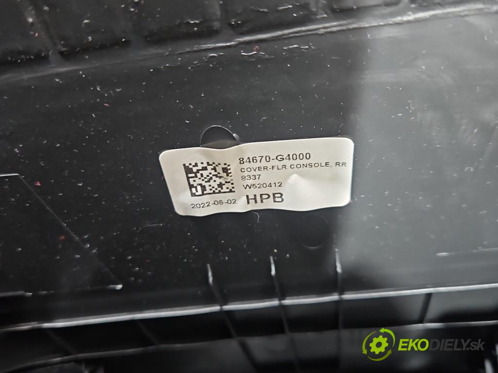 Hyundai I30 III 2016- 1.5 DPI 16V 110 HP manual 80.9 kW 1498 cm3 5- operadlo 84670-G4000 (Lakťová opierka)