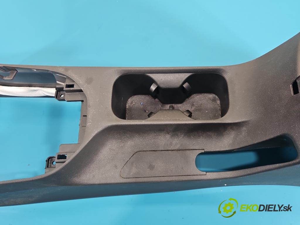 Hyundai I30 III 2016- 1.5 DPI 16V 110 HP manual 80.9 kW 1498 cm3 5- operadlo 84670-G4000 (Lakťová opierka)