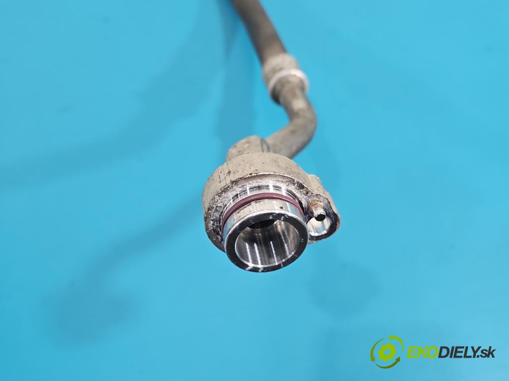 Vw Passat B8 2014 - 1.4 tsi 125 HP manual 92 kW 1395 cm3 4- rúrka klimatizácie 5Q1816738H