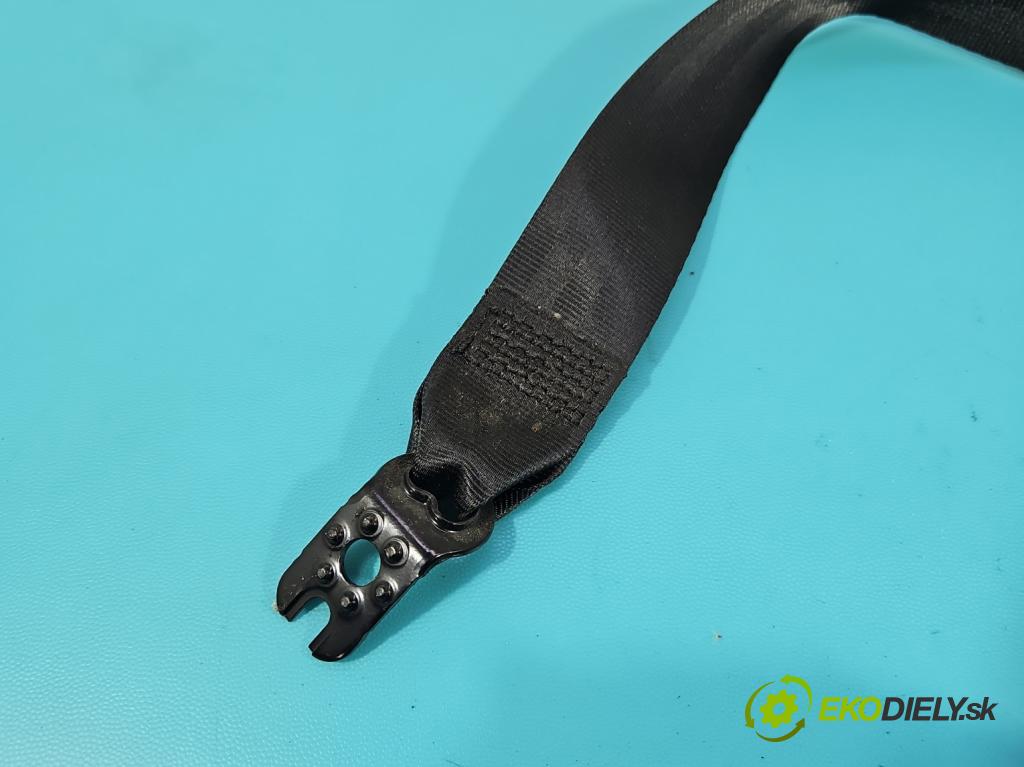 Vw Passat B8 2014 - 1.4 tsi 125 HP manual 92 kW 1395 cm3 4- pas bezpečnosť: predné pravý 631627100C