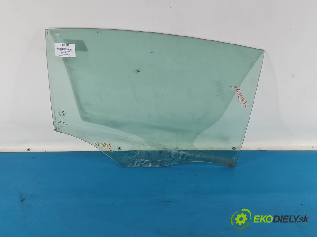 Vw Passat B8 2014 - 1.4 tsi 125 HP manual 92 kW 1395 cm3 4- sklo dvere zadné pravé 3G5845026D