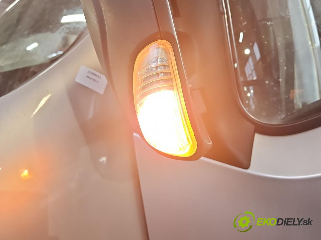 Renault Master III 2010-2024 2.3 DCI 163 HP manual 120 kW 2299 cm3 5- zrkadlo ľavé  (Kľučka dverí ostatné)