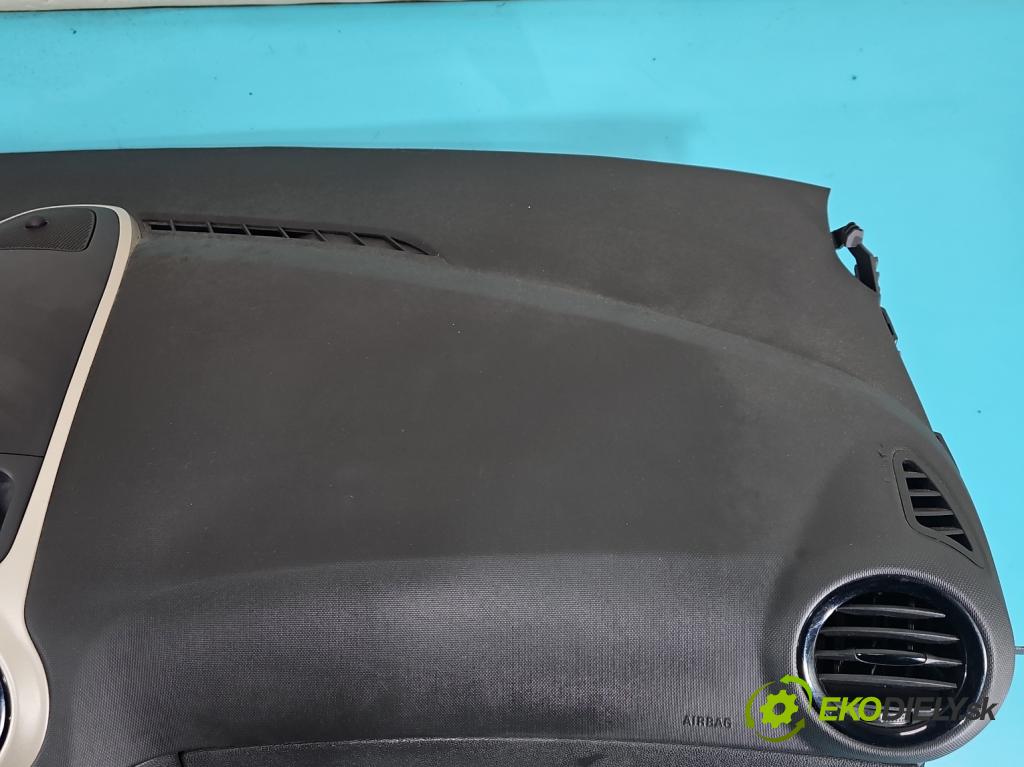 Opel Corsa D 2006-2014 1.0 12V 60 hp manual 44 kW 998 cm3 3- kokpit,přistrojova deska