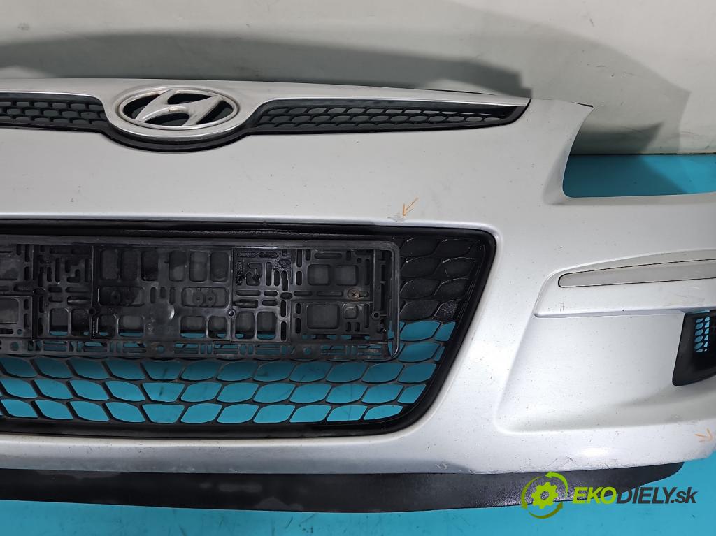 Hyundai I30 I 2007-2012 1.6 crdi 115 HP manual 84.6 kW 1582 cm3 5- nárazník predné  (Kľučka dverí ostatné)