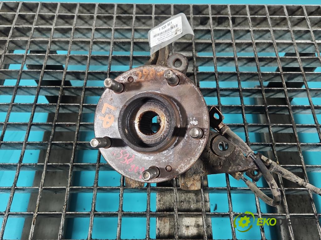 Hyundai I30 I 2007-2012 1.6 crdi 115 hp manual 84.6 kW 1582 cm3 5- náboj levé  (Náboj kola)