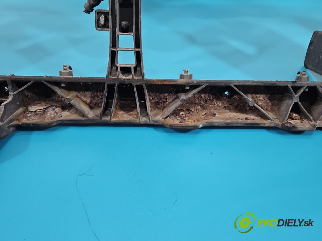 Hyundai I30 I 2007-2012 1.6 crdi 115 hp manual 84.6 kW 1582 cm3 5- stěna přední  (Přední výztuha)