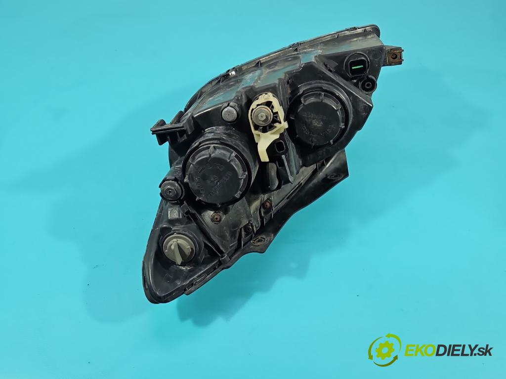 Hyundai I30 I 2007-2012 1.6 crdi 115 HP manual 84.6 kW 1582 cm3 5- Reflektor: pravý 92102-2LXXX (Svetlo predné pravé)