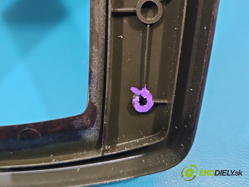 Volvo V50 2.0d 136 HP manual 100 kW 1997 cm3 5- panel kúrenia 8697155