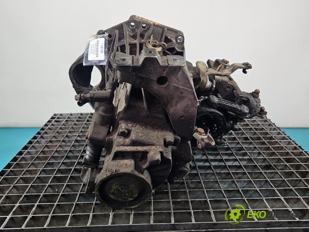 Audi A3 8L 1996-2003 1.6 sr 101 HP manual 74 kW 1595 cm3 3- prevodovka stupeň,rýchlosť manual ERT