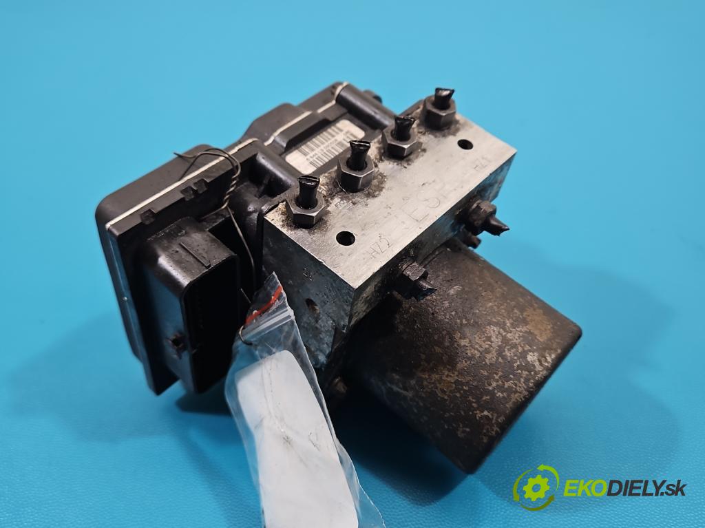 Audi A4 B8 2007-2015 2.0 TDI (CAGA) 143 HP manual 105 kW 1968 cm3 5- čerpadlo abs 8K0907379AQ (Pumpa ABS)