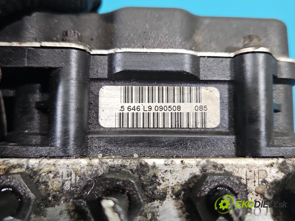 Audi A4 B8 2007-2015 2.0 TDI (CAGA) 143 HP manual 105 kW 1968 cm3 5- čerpadlo abs 8K0907379AQ (Pumpa ABS)