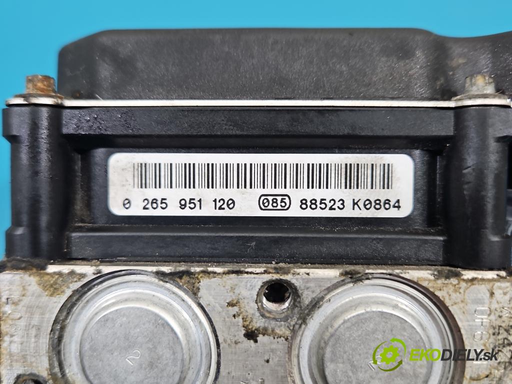 Audi A4 B8 2007-2015 2.0 TDI (CAGA) 143 HP manual 105 kW 1968 cm3 5- čerpadlo abs 8K0907379AQ (Pumpa ABS)