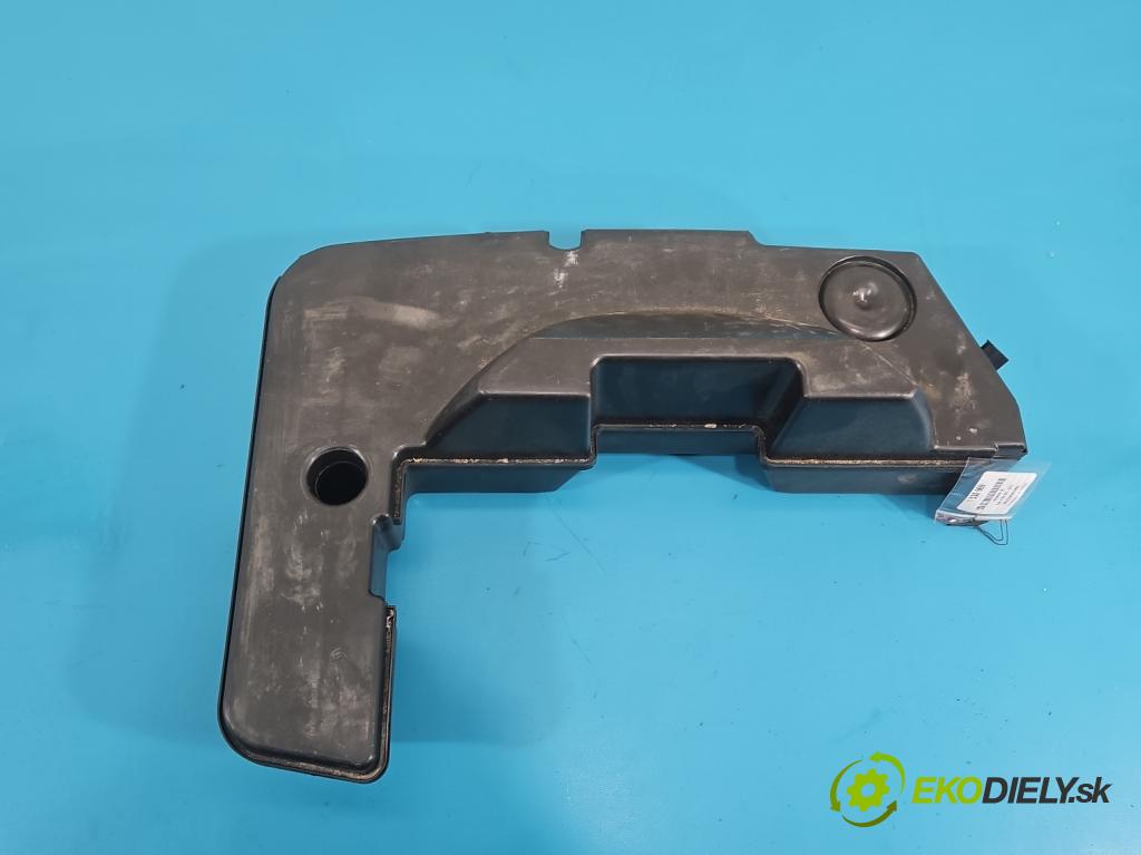 Audi A4 B8 2007-2015 2.0 TDI (CAGA) 143 hp manual 105 kW 1968 cm3 5- Subwoofer: 8K9035382 (Audio zařízení)