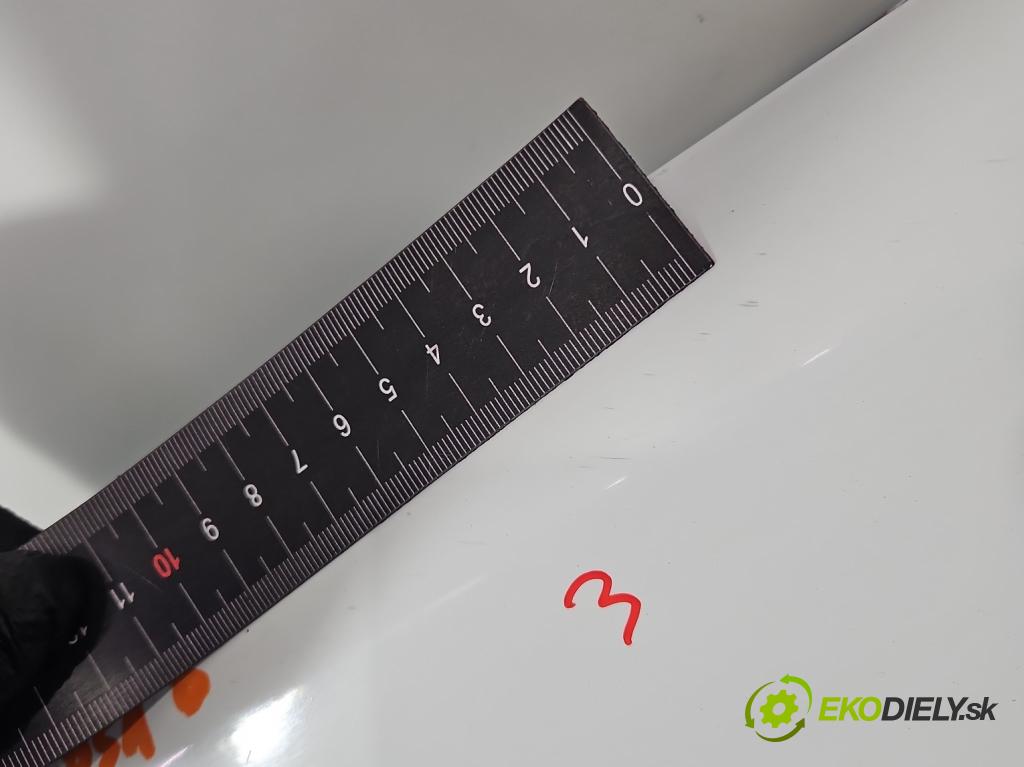 Opel Corsa D 2006-2014 1.0 12V 60 HP manual 44 kW 998 cm3 3- blatník predné ľavý  (Blatník predný ľavý)